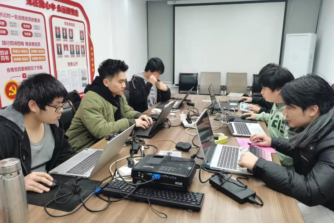 从课堂到商业实战！长沙大计学员独立开发软件项目成功交付！